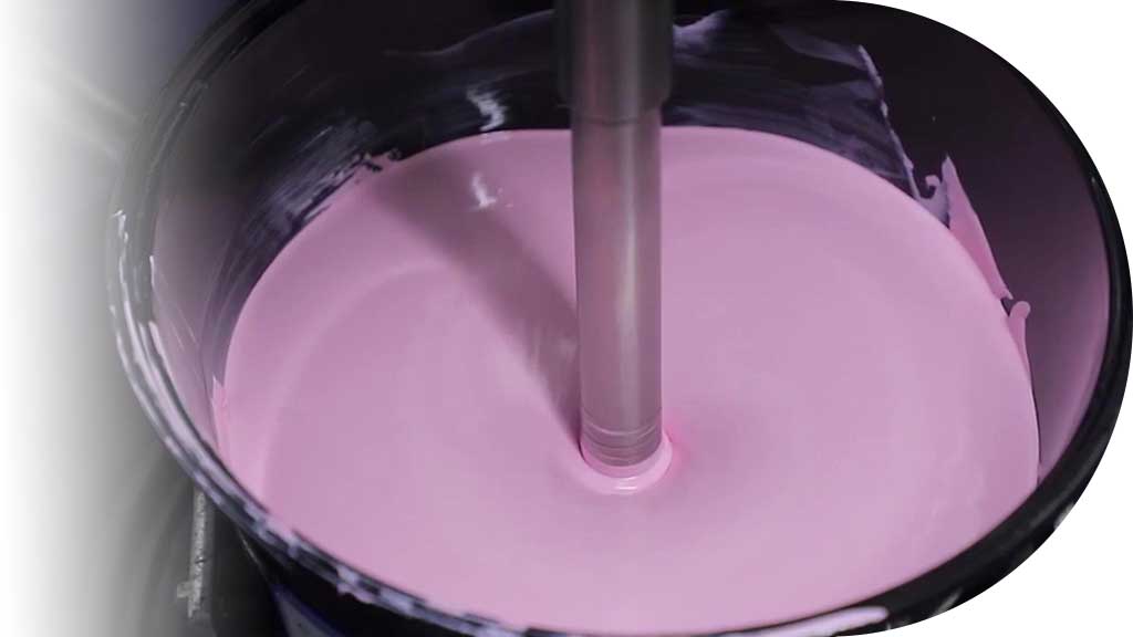 Gel polish color mixing and consistency adjustment