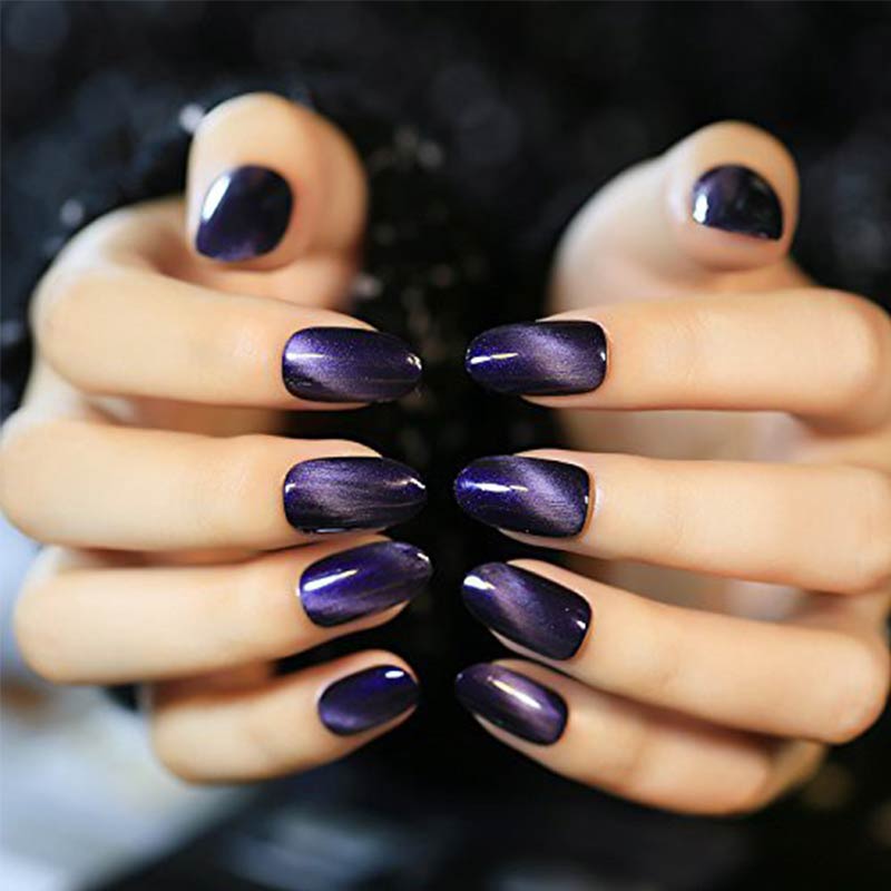 Purple cat eye gel manicure