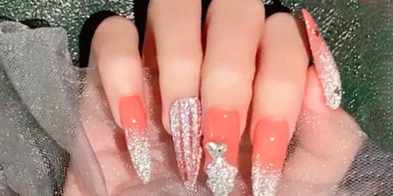 Disco reflective gel nail style