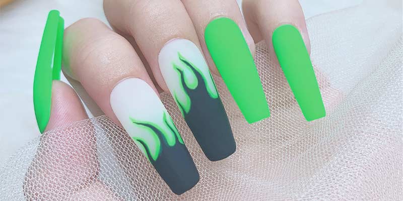 Fluorescent bright gel nail style